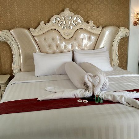 Grand Indobaru Hotel Selatpanjang Εξωτερικό φωτογραφία