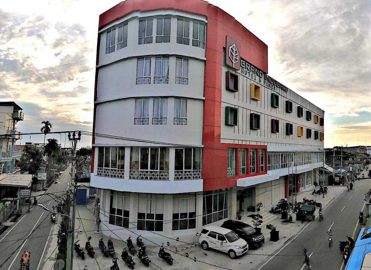 Grand Indobaru Hotel Selatpanjang Εξωτερικό φωτογραφία