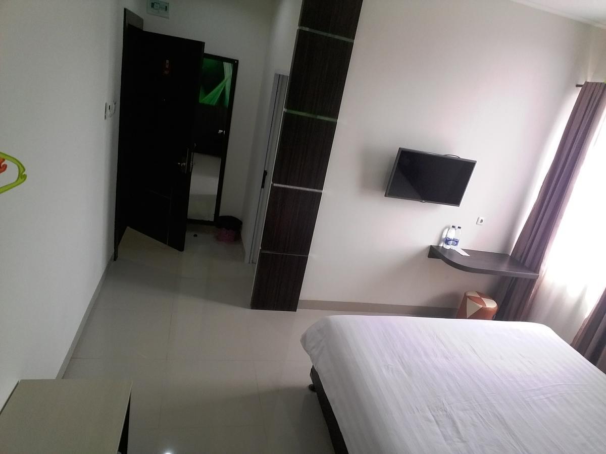 Grand Indobaru Hotel Selatpanjang Εξωτερικό φωτογραφία