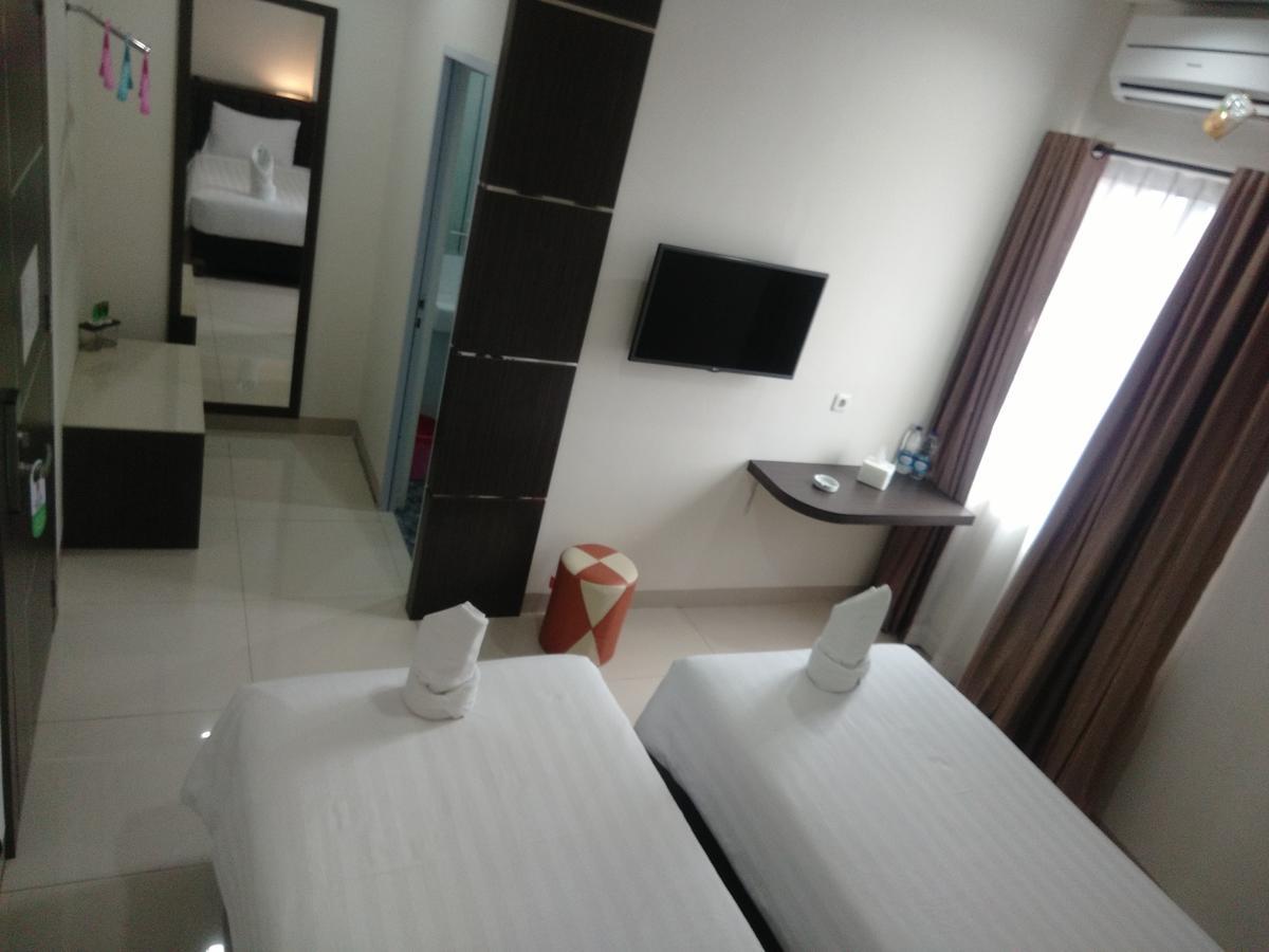 Grand Indobaru Hotel Selatpanjang Εξωτερικό φωτογραφία