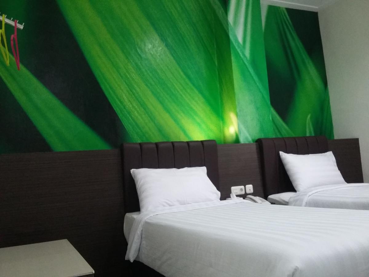 Grand Indobaru Hotel Selatpanjang Εξωτερικό φωτογραφία