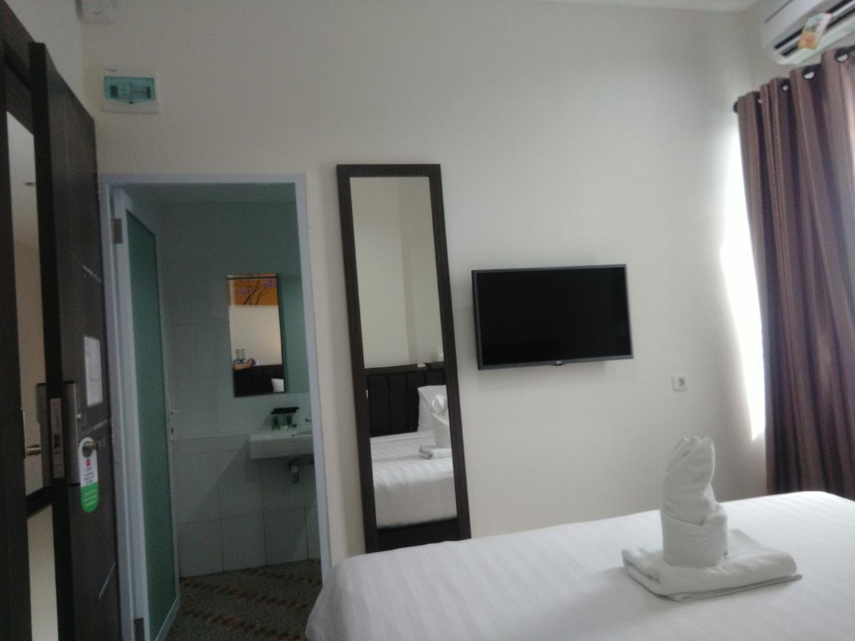 Grand Indobaru Hotel Selatpanjang Εξωτερικό φωτογραφία