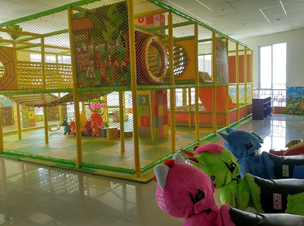 Grand Indobaru Hotel Selatpanjang Εξωτερικό φωτογραφία