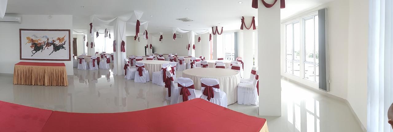 Grand Indobaru Hotel Selatpanjang Εξωτερικό φωτογραφία